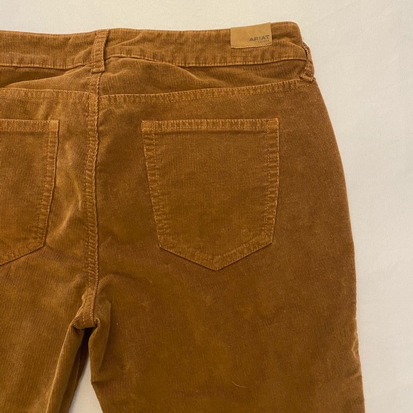 ARIAT Flare Legged Corduroy Jeans, Size 30 Short - Picture 7 of 9